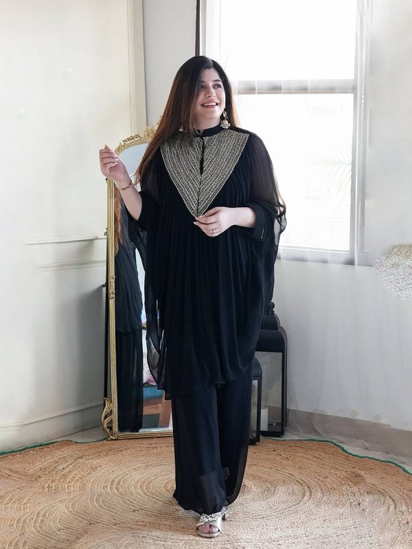 Pakistani Abaya Set - Image 4